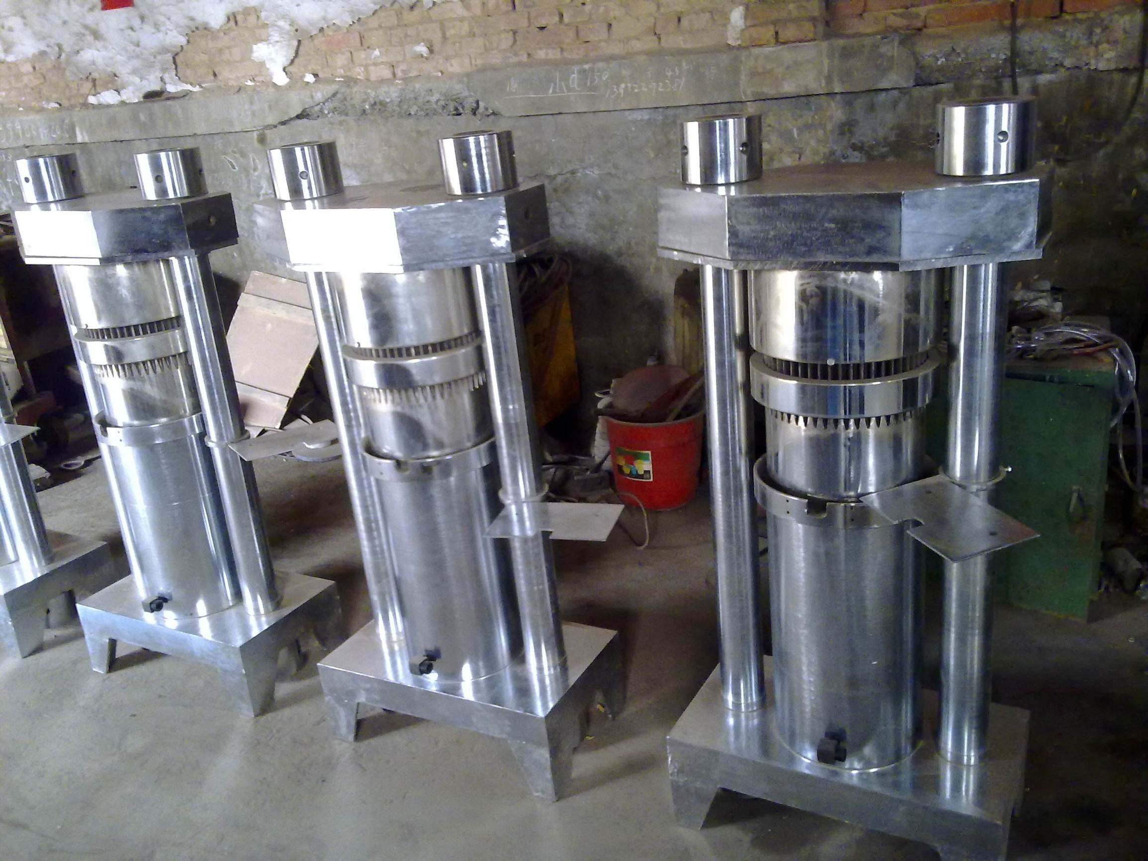 最新小型加工致富机械设备,适合农村创业的致富机器