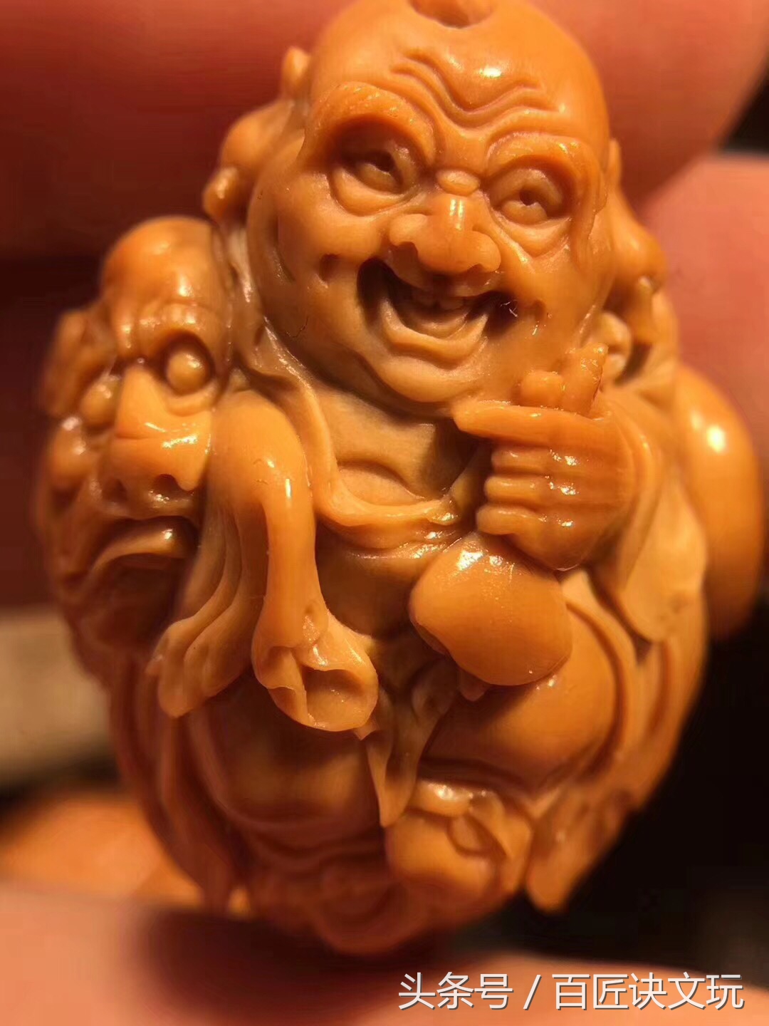 娜姐说文玩,盘玩多年的橄榄核开裂了怎么修复