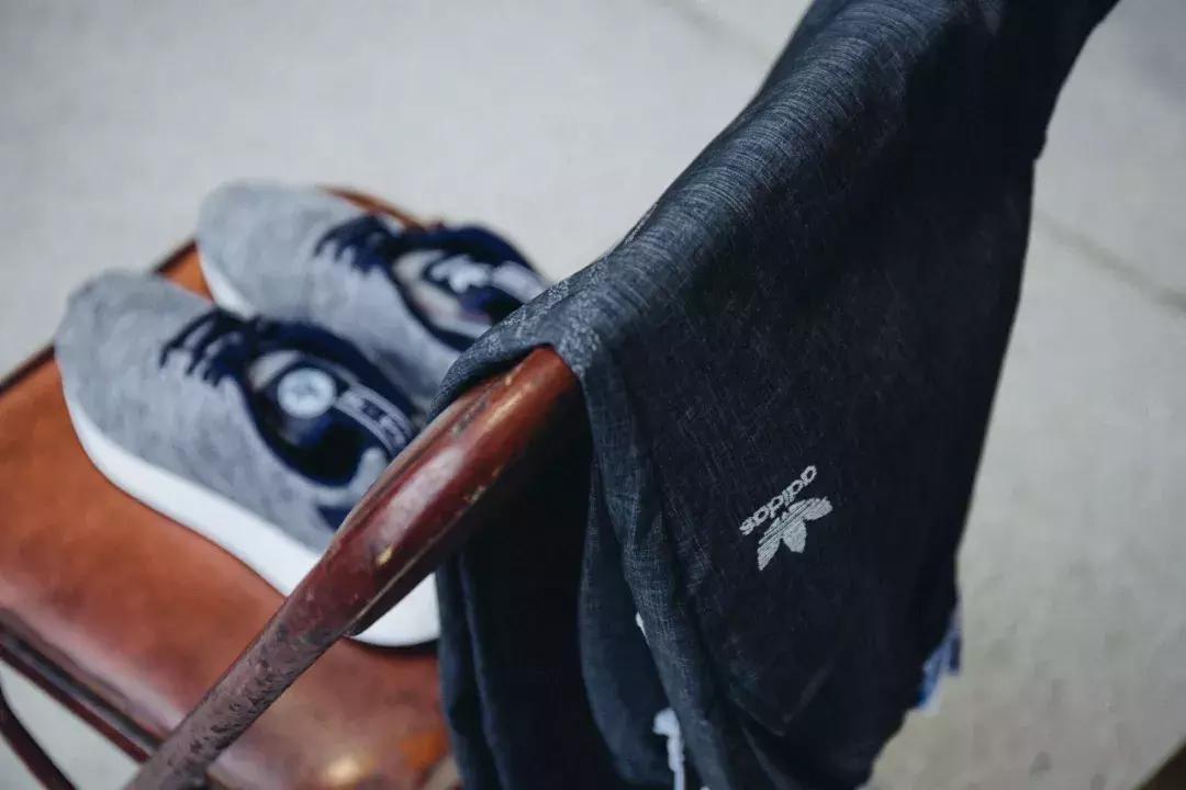 yeezy700waverunner穿搭,yeezy700waverunner真假