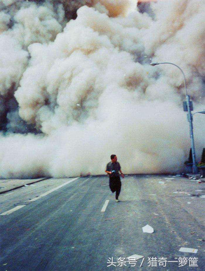 当年911发生时的实拍记录,最完整的911真实纪录片