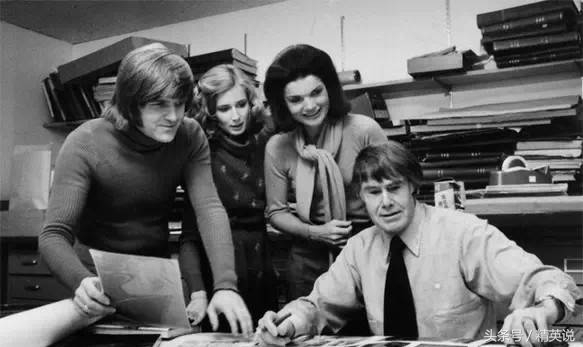 嫁给总统却目睹丈夫被杀，嫁给首富再度守寡，涅槃后的她更传奇