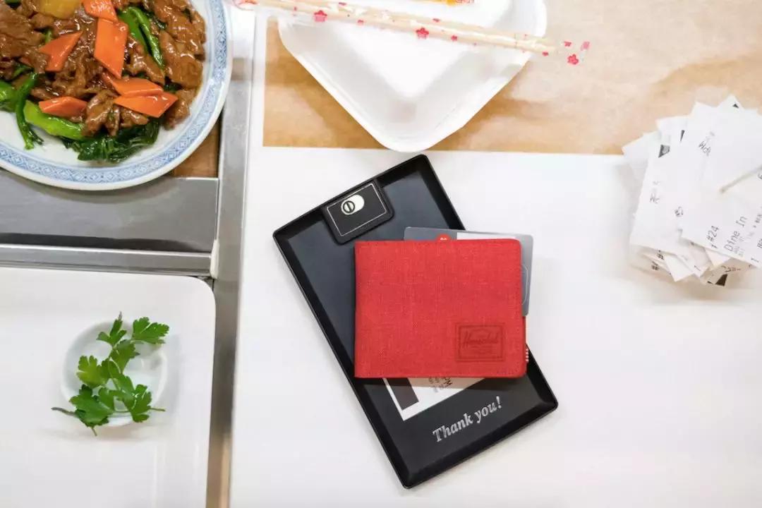 yeezy700waverunner穿搭,yeezy700waverunner真假