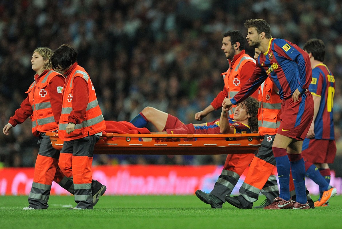 闯荡江湖，他们是绿茵硬汉，荷兰铁卫缝针不眨眼