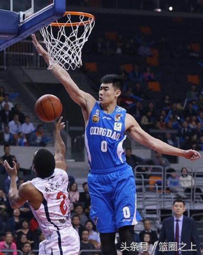 重回东莞连吃技术犯规被罚出场，广东旧将平稳心态才能成大器