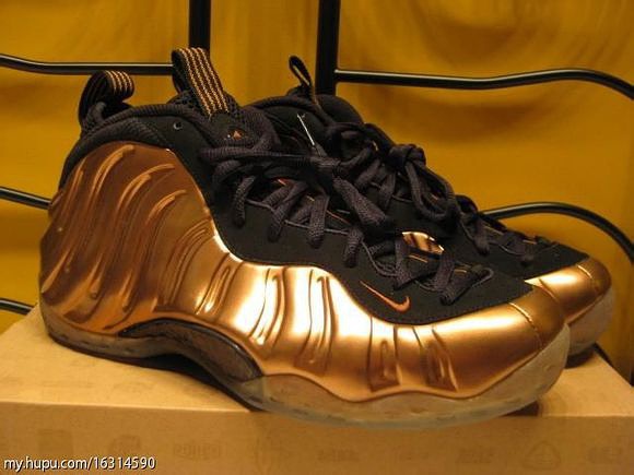 一双喷泡能穿几年,喷泡详细简介