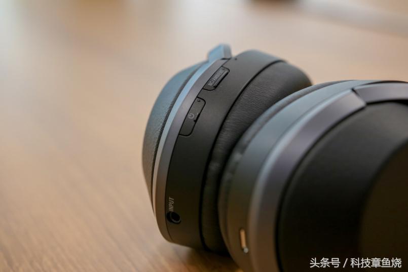 boseqc35浜屼唬瀵规瘮绱㈠凹1000xm4,闄嶅櫔鑰虫満boseqc35鍜岀储灏紉m3