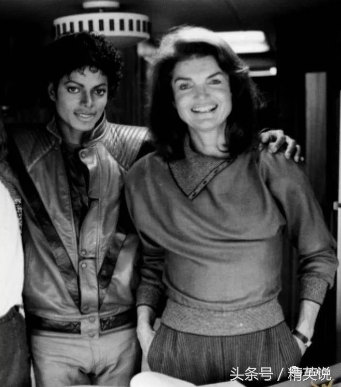 嫁给总统却目睹丈夫被杀，嫁给首富再度守寡，涅槃后的她更传奇