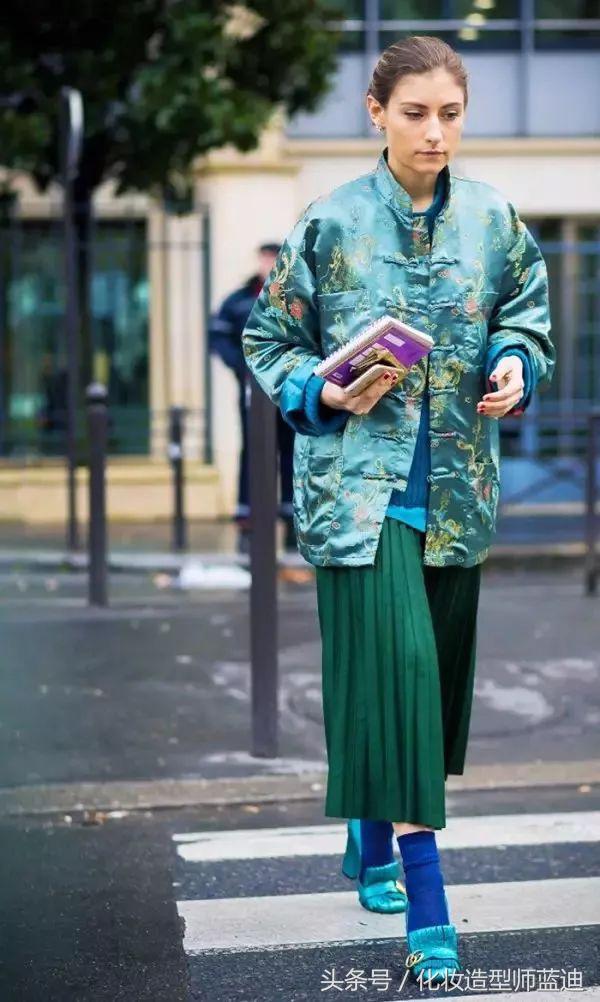 高跟鞋里面穿袜子好看吗,高跟鞋里穿什么袜子