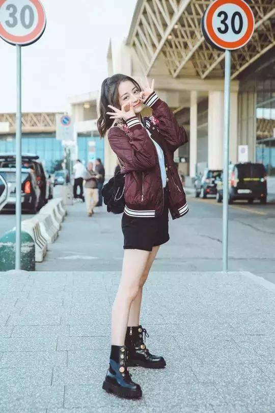 杨幂和热巴穿同款连衣裙,从杨幂赵丽颖到热巴肖战