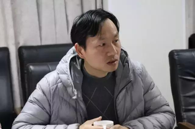 以服务人才为目的,以服务企业为宗旨