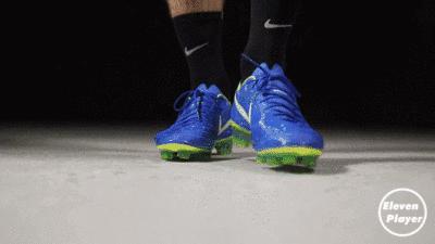 足球技巧练习,足球球鞋顶脚趾解决方案