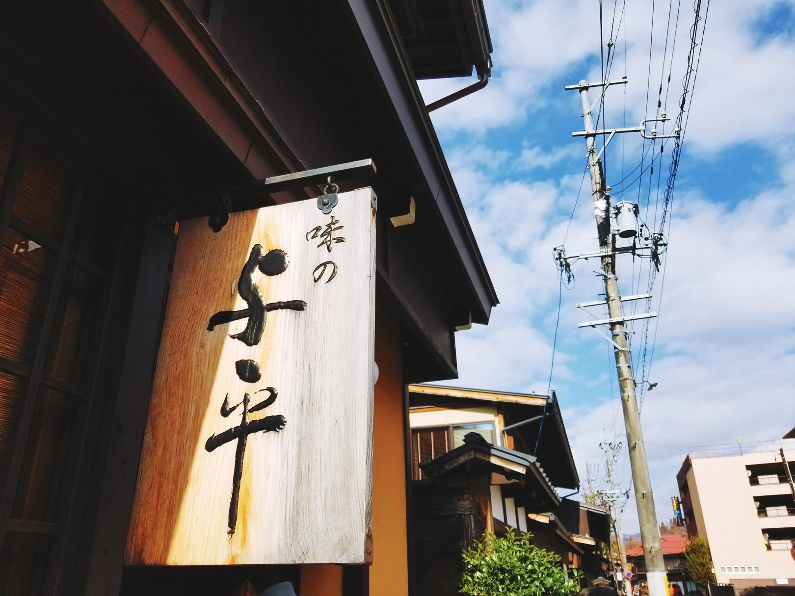 三星8s勃艮第红,三星s8勃艮第红4999现在值得买吗