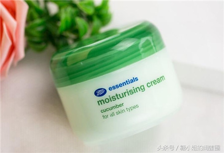 屈臣氏好用的国货护肤品,从性价比选airpods