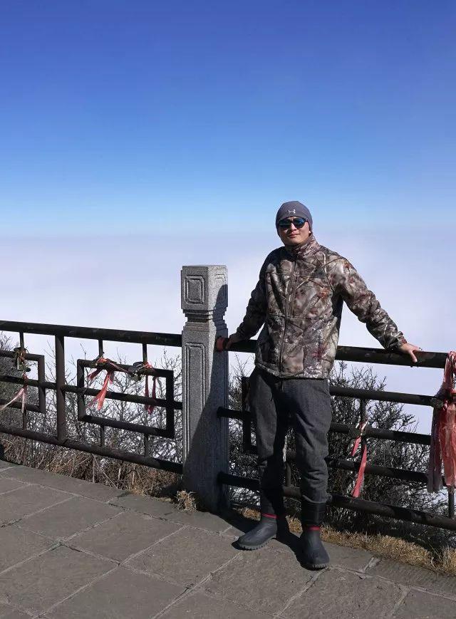 男人一身标配多少钱,男生一身打扮多少钱