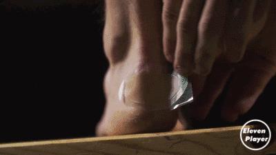 足球技巧练习,足球球鞋顶脚趾解决方案