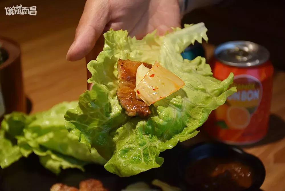 红角洲这家韩餐好偏心，妹子同行就打折，妹子越多折扣越优惠