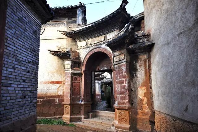 丽江和大理哪几个古镇值得去 (比丽江古城更值得去的古镇)