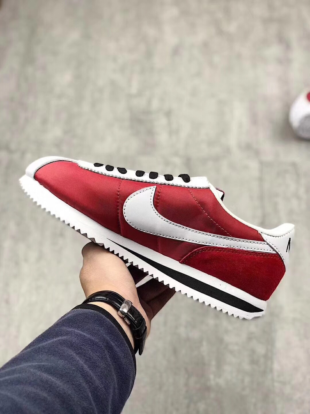 耐克offwhite联名宇航员,耐克权志龙联名鞋排行