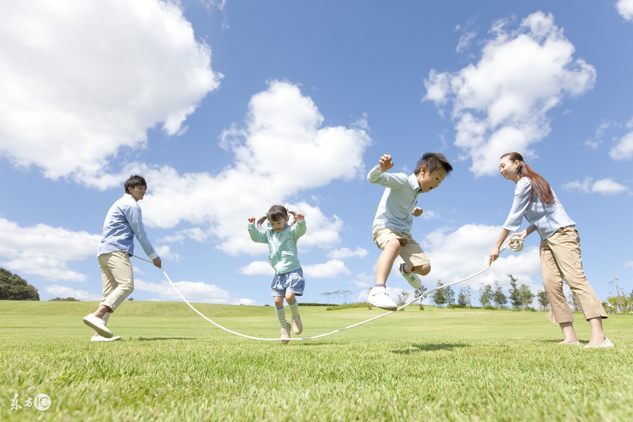 幼儿园最酷的篮球操,小朋友跳篮球操视频