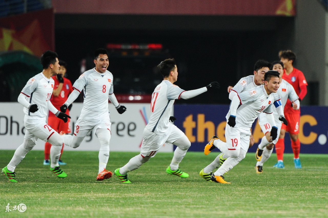 亚足联：常州决赛暴雪，绿色棉大衣或将成为越南球迷的装备！