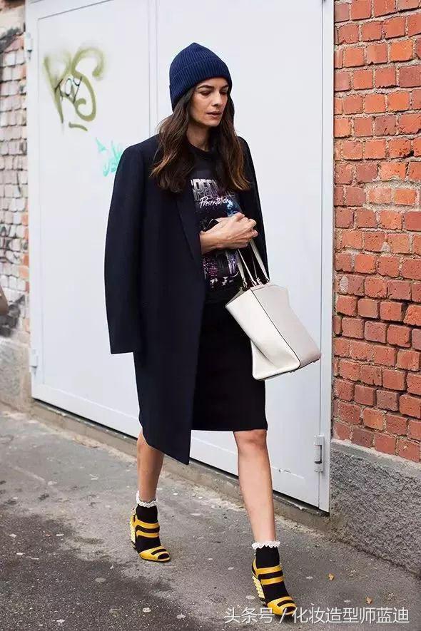 高跟鞋里面穿袜子好看吗,高跟鞋里穿什么袜子