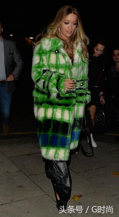 一件有设计感的大衣,格子大衣真的永不过时