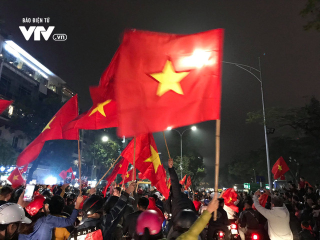 越南创造奇迹,越南欢庆男足