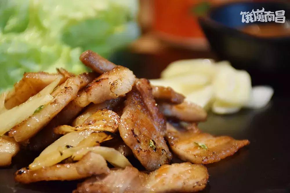 红角洲这家韩餐好偏心，妹子同行就打折，妹子越多折扣越优惠