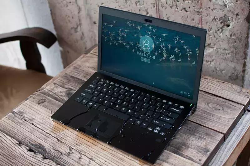 性能与轻薄不可得兼？那你应该是没有体验过VAIOS13