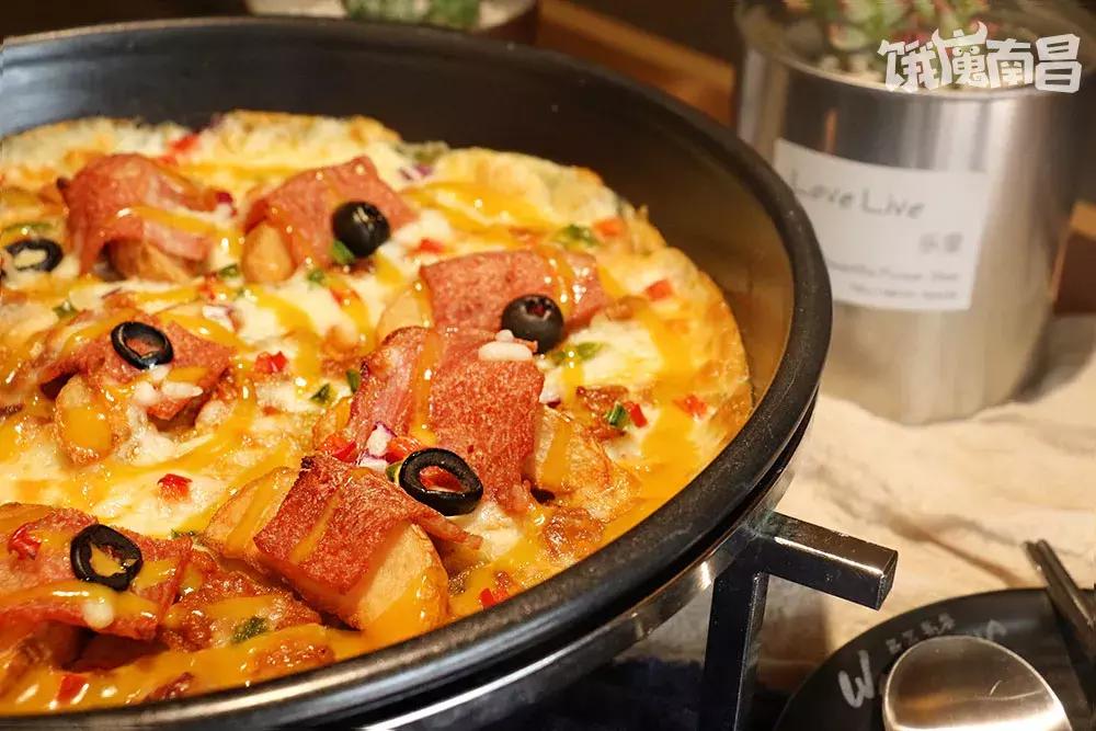 红角洲这家韩餐好偏心，妹子同行就打折，妹子越多折扣越优惠