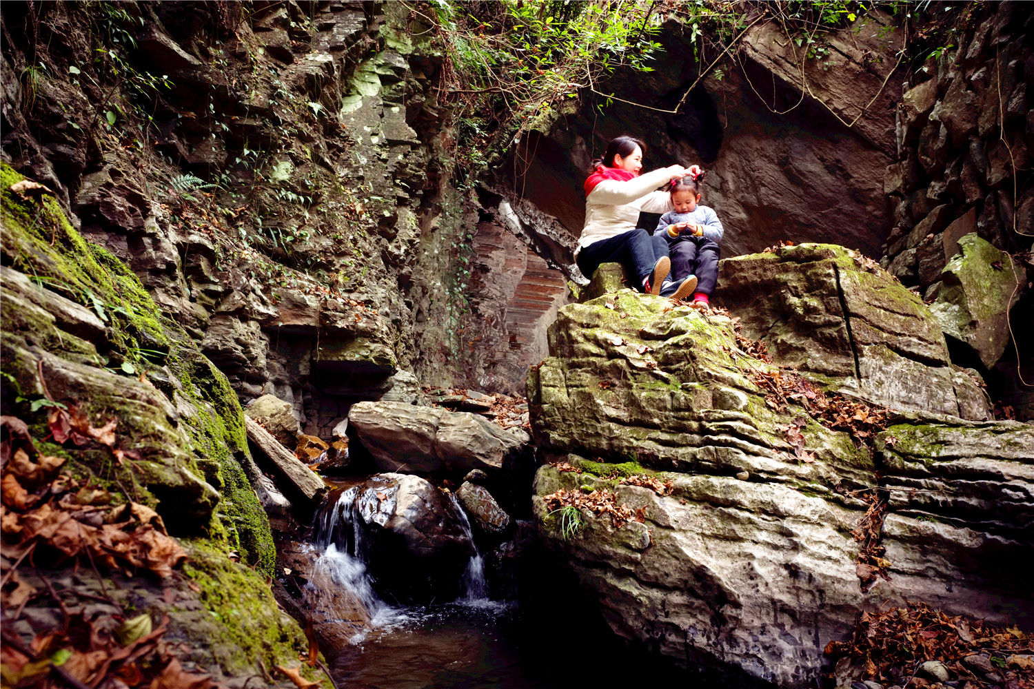 湘西龙脉风水传说,湘西龙山龙脉风水宝地