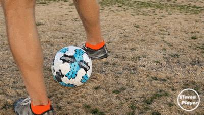 15个经典足球过人技巧训练,马修斯变向