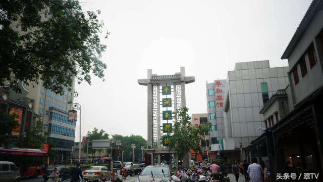 探索缅甸翡翠宝石的奇幻之旅,中国和缅甸翡翠交易市场