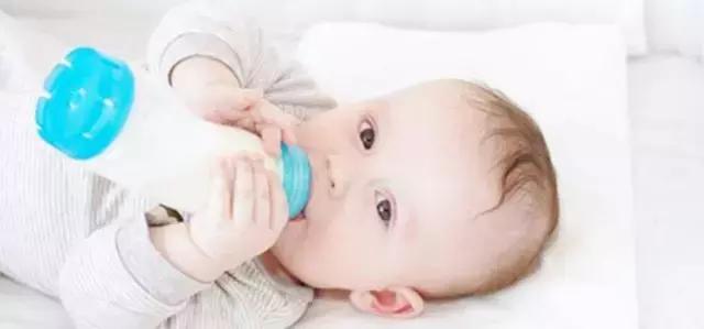 宝宝不认母乳怎么办,宝宝不认妈妈的奶怎么办