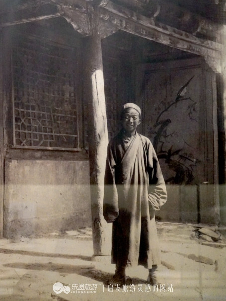 讲个笑话你可别哭图片,讲个笑话你可别哭豆瓣