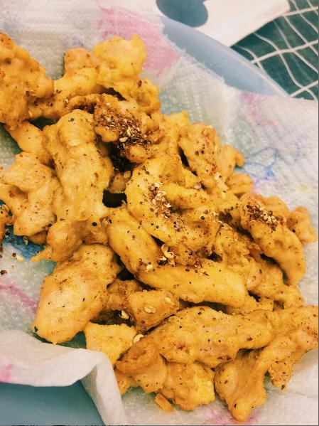 炸酥肉好吃又简单,炸酥肉小吃摆摊新项目