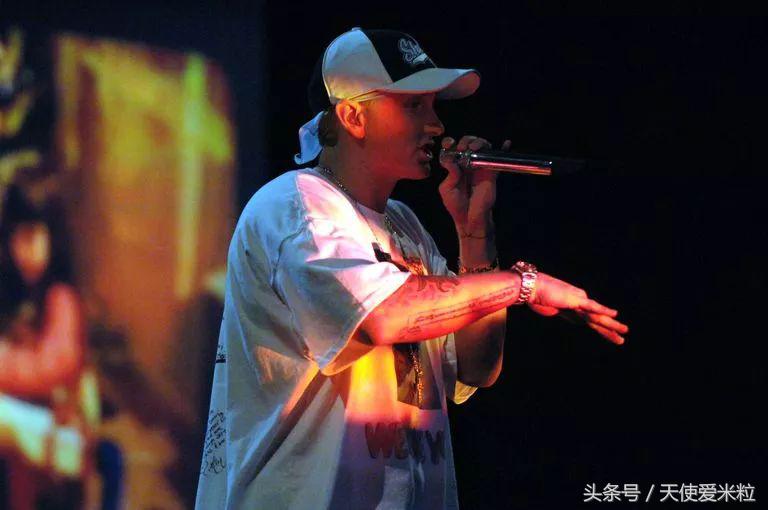 乱花渐欲迷人眼女生版,乱花渐欲迷人眼猜人名