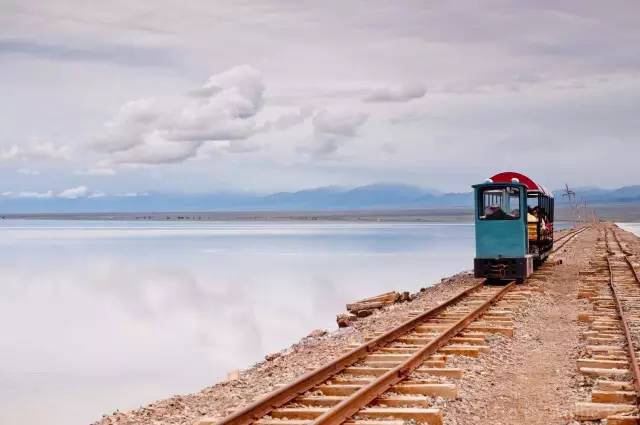 别去*藏西**了！从石家庄坐火车只有6站，天空之镜就在眼前！