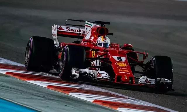 车评阿尔法罗密欧stelvio,阿尔法罗密欧拉风