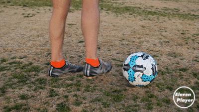 15个经典足球过人技巧训练,马修斯变向