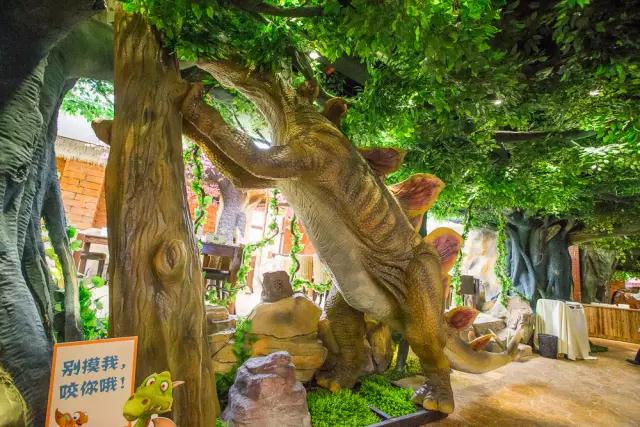 常州恐龙园穿越侏罗纪快速通道,常州恐龙度假酒店附近有什么