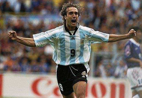 世界杯最好看的球衣克罗地亚,克罗地亚世界杯历届球衣