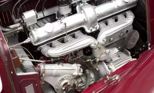 车评阿尔法罗密欧stelvio,阿尔法罗密欧拉风