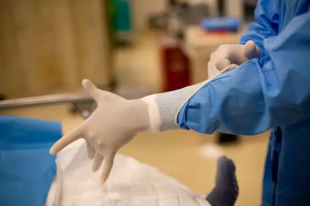 尿管怎么卡住,尿管怎么卡住不让尿液流出