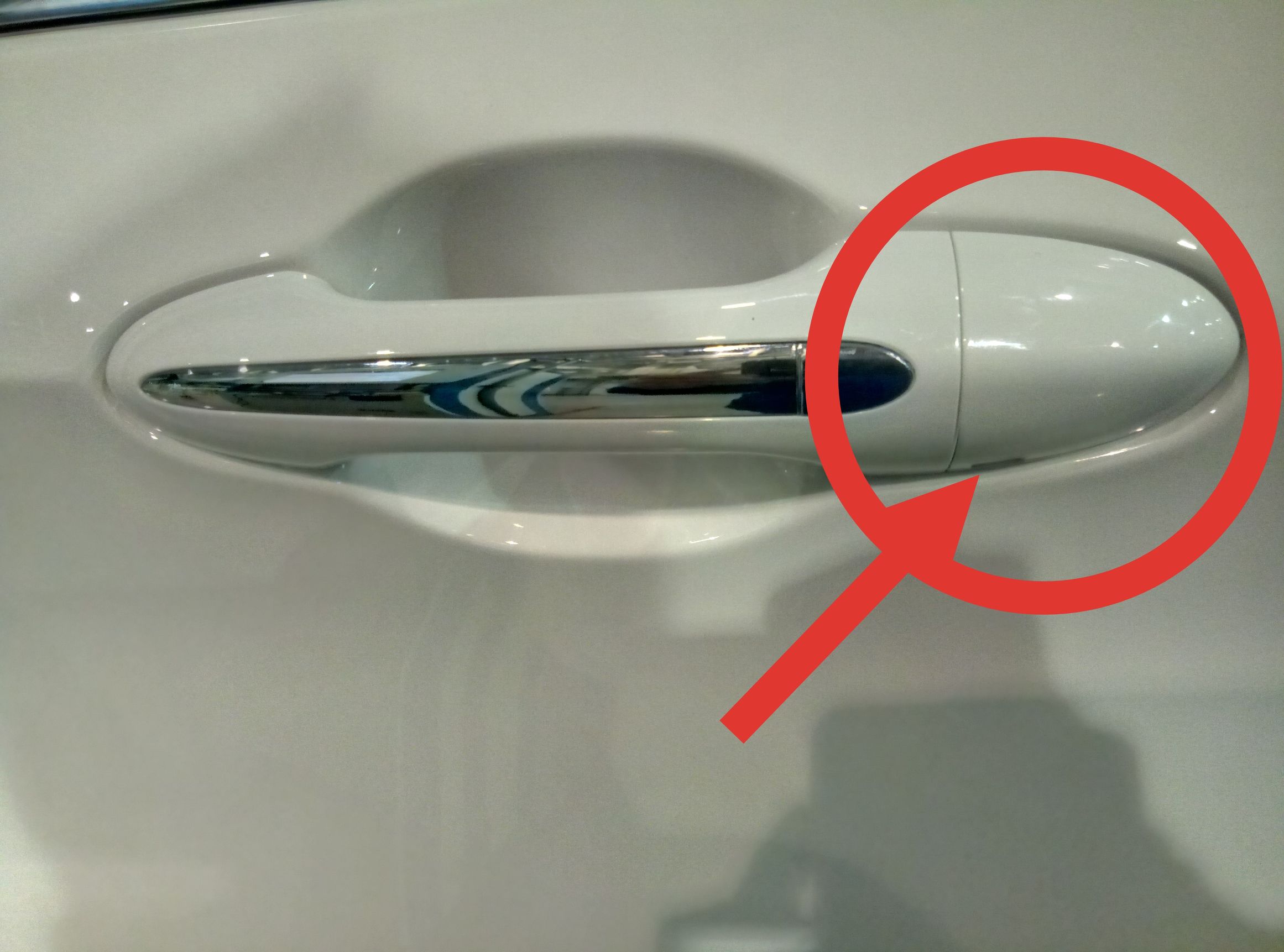 宝骏510车钥匙没电怎么开门视频,宝骏510遥控钥匙没电了怎么启动车