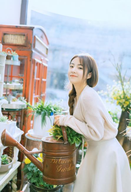 如何用最简单方法消除双下巴,双下巴怎么减教你三招告别双下巴