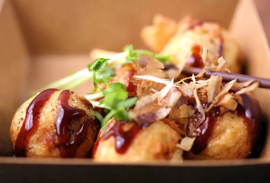 甬城全城“通缉”日料+猫咪控：免费送秋刀鱼，速来！