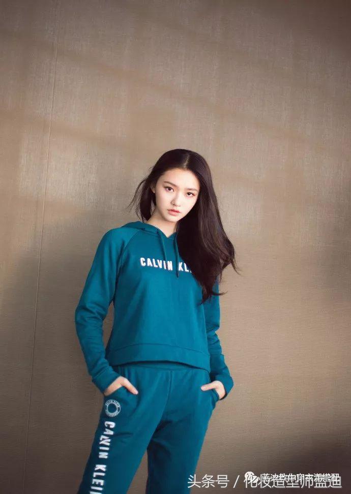 明星穿芭蕾舞服林允,明星杨紫私服