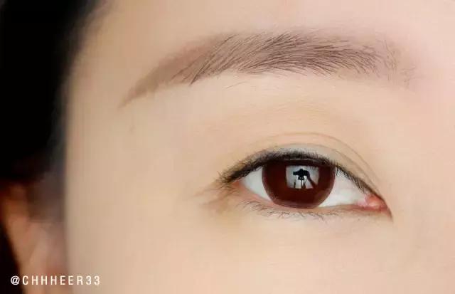 一支眼线笔如何搞定不明显眼妆,只有一支眼线笔怎么画