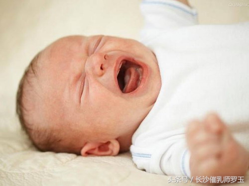 婴儿二月哭闹的原因及解决方法,小孩哭闹不止迷信方法